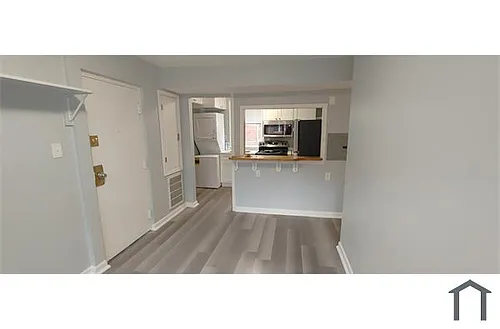 608 Eastern Ave NE #202 Photo 1