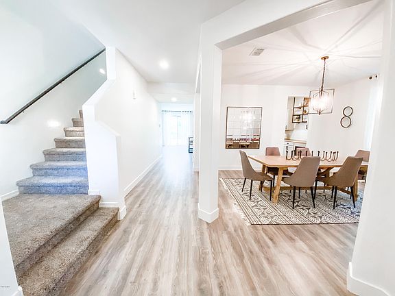 3rd image of 1491 E Canary Dr