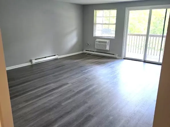 15 Heather Rdg, Shelton, CT 06484
