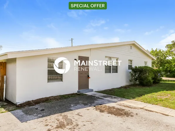 1116 S 14th Ct, Lantana, FL 33462