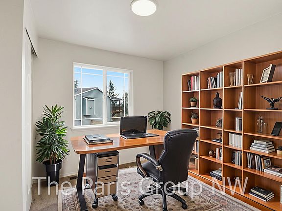 5th image of 1219 Loves Hill Dr