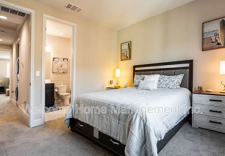 1828 Enclave Pl — Photo 12
