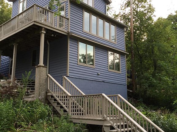 Lake side of N53W34258 Road Q