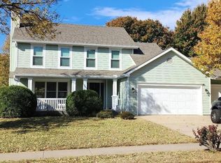809 Justin St, Lawrence, KS 66049