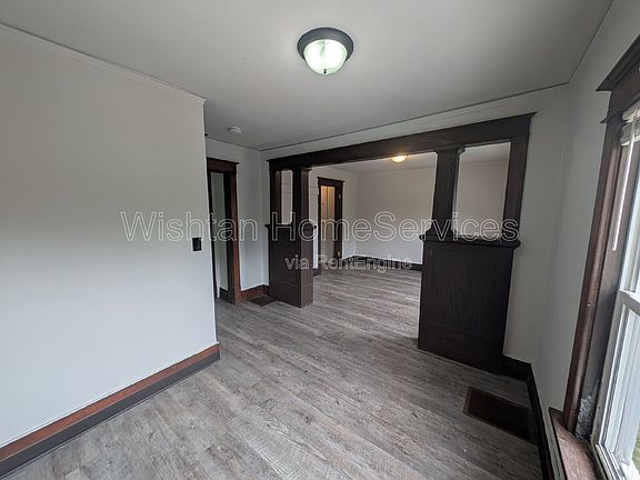 5th image of 1086 N Cedar St APT 3
