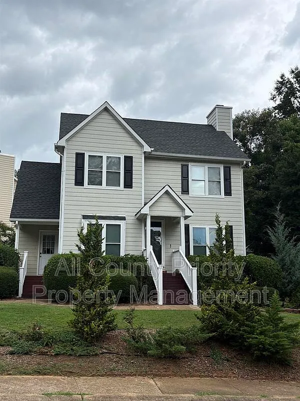 3 bed, 2.5 bath, $2,250 — Photo 1