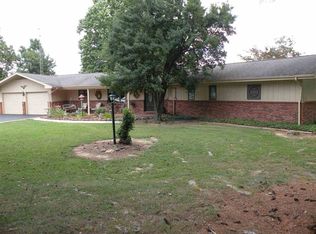 285 Fox Meadow Rd, Princeton, KY 42445