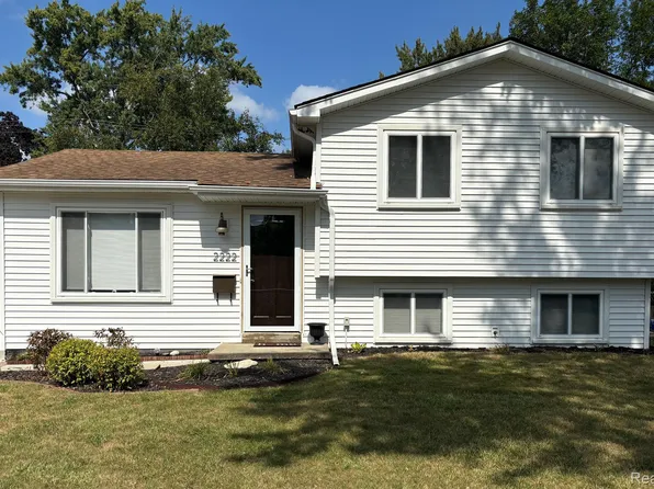 2222 Franklin Rd, Berkley, MI 48072