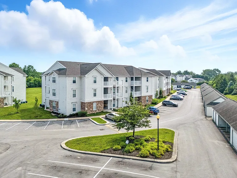 Riverchase Apartments — Photo 33