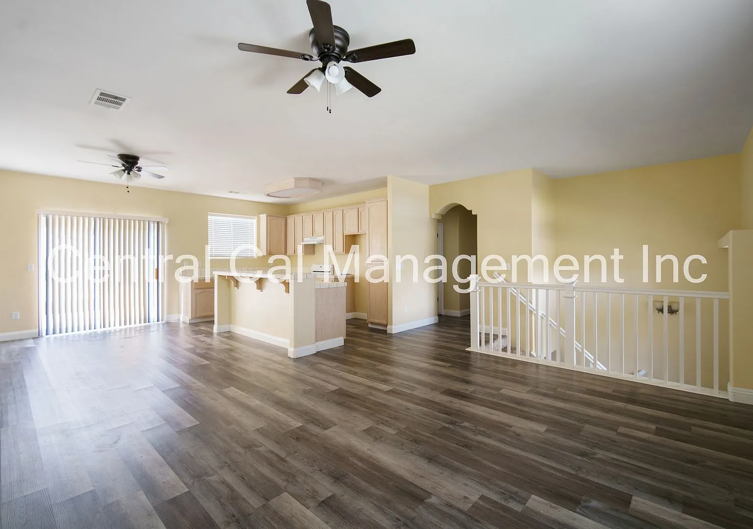 5 Bedroom/3 Bath Home Near Airport and Amazon Warehouse - $2950 Per Month! — Photo 4