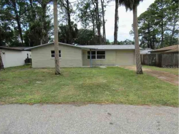 7215 Pinewood Dr, New Port Richey, FL 34652