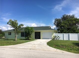 702 97th Ave N, Naples, FL 34108