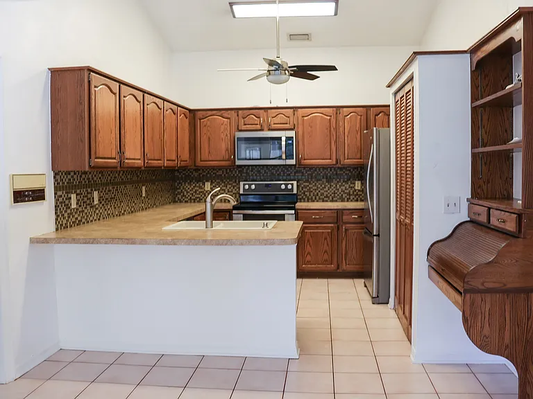 2152 Palm Crest Dr — Photo 22