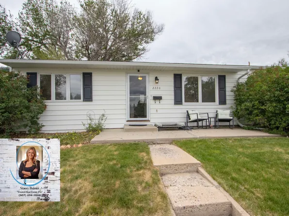 2220 S Mitchell St, Casper, WY 82601