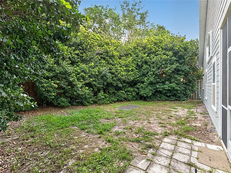914 SW 83rd Ter — Photo 36
