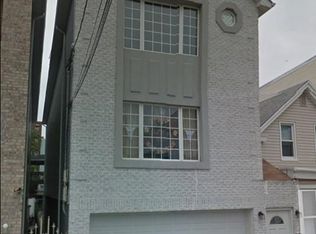 70 Hutton St, Jersey City, NJ 07307