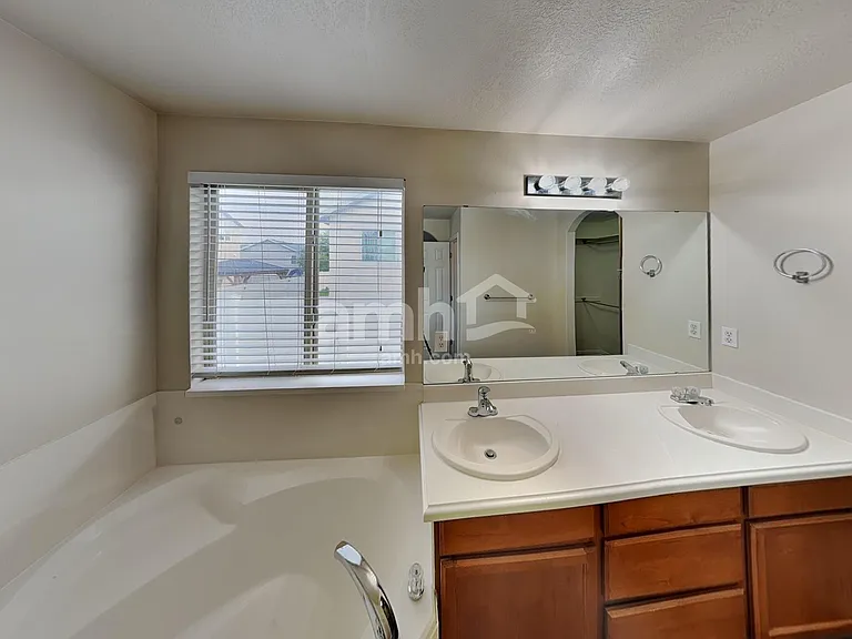 6743 S Majestic Loop Rd — Photo 13