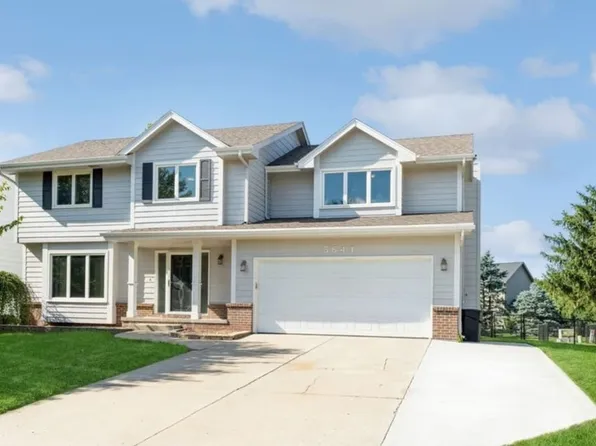 5641 Northglenn Dr, Johnston, IA 50131