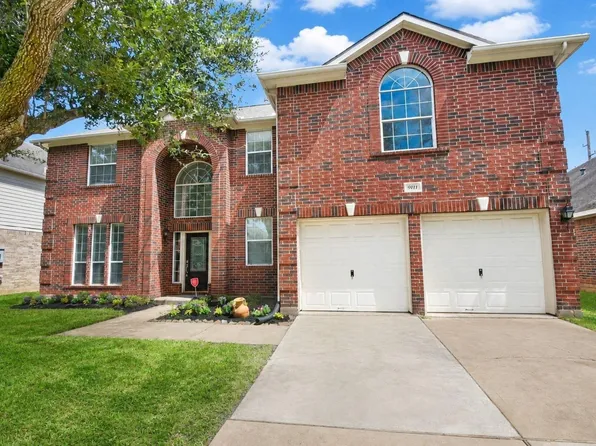 9111 Morningstar Dr, Sugar Land, TX 77479