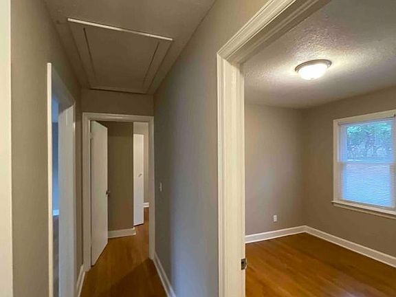 5th image of 7309 Parkview Dr