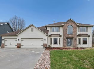 10924 Andover Ct, Inver Grove Heights, MN 55077