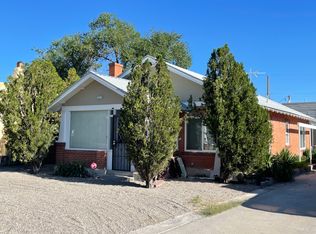 2118 Oxford Ave SE, Albuquerque, NM 87106