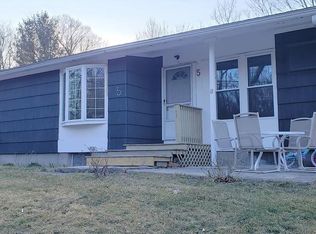 5 Apple Rock Way, Shirley, MA 01464