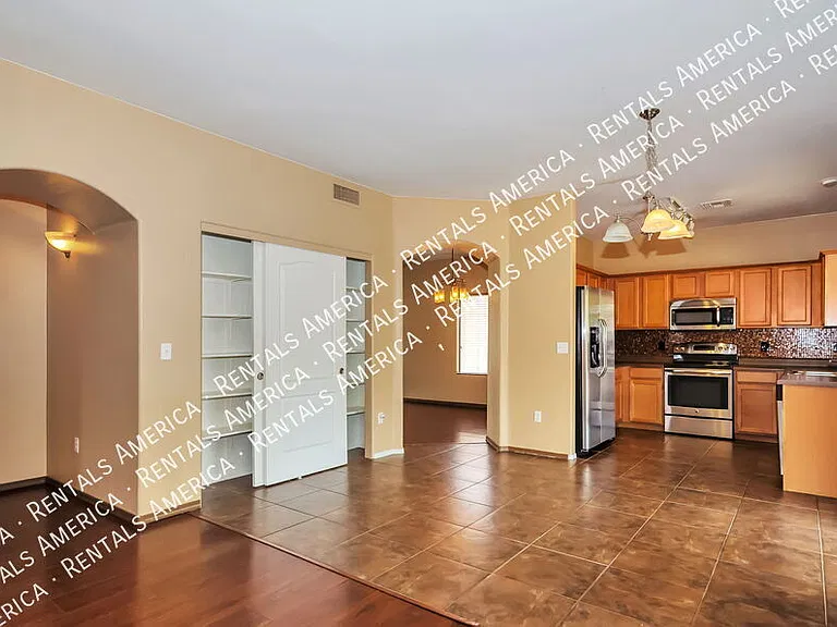 60903 E Silky Mane Dr — Photo 9