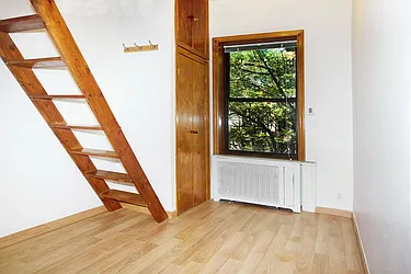 Rented by LG Fairmont Group