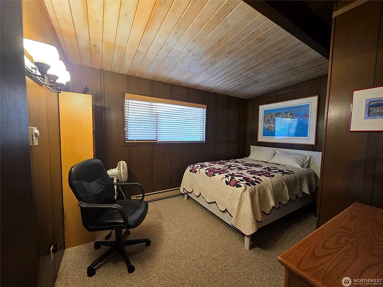 1577 Country Club Dr — Photo 21