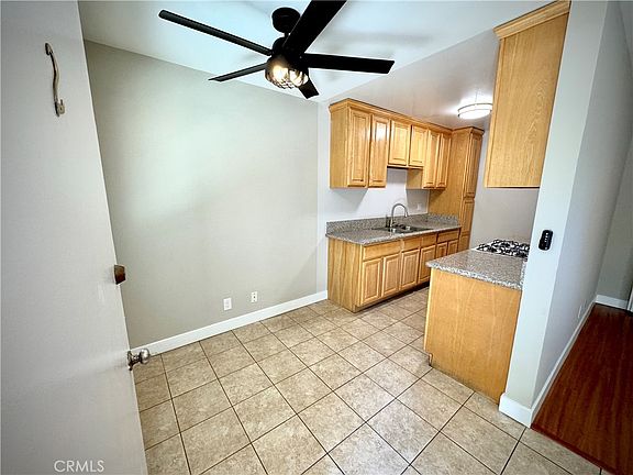 5th image of 321 N Macneil St #2