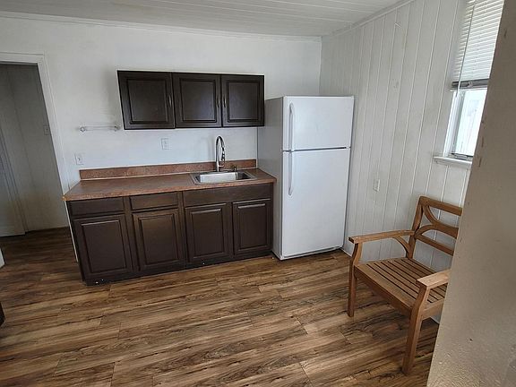 3rd image of 526 3rd St S #L