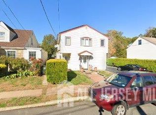 62 Pershing Ave, Iselin, NJ 08830