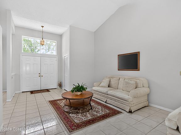 3rd image of 1225 Pemberton Trl