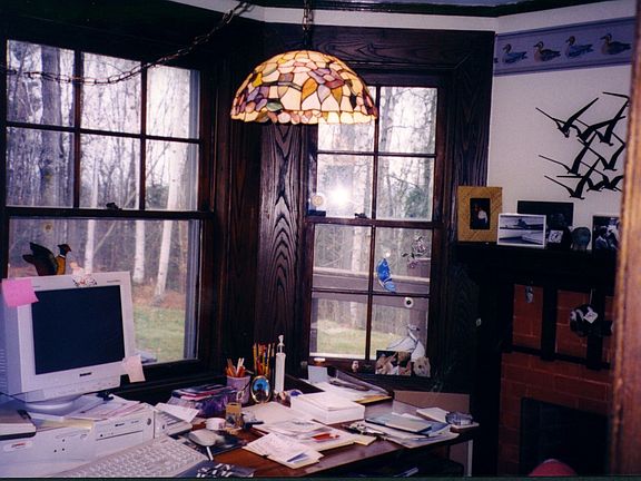 Sm office off the entrance hall