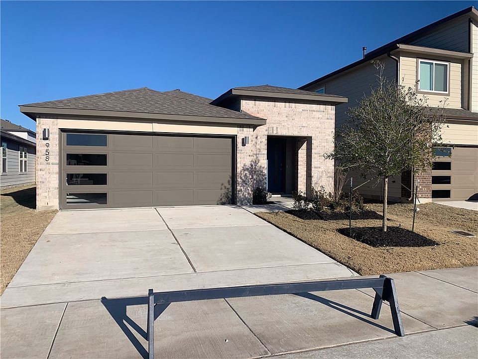 1st image of 958 Lady Bird Ln