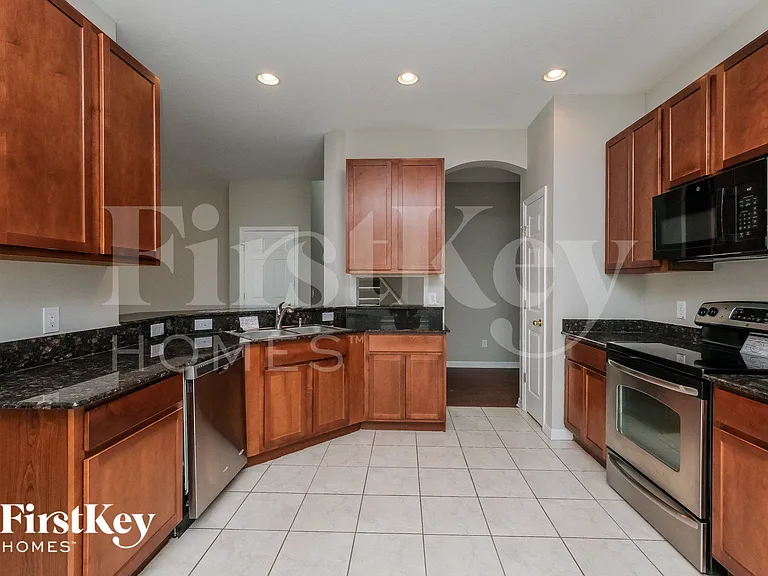 527 Dunaway Dr — Photo 5