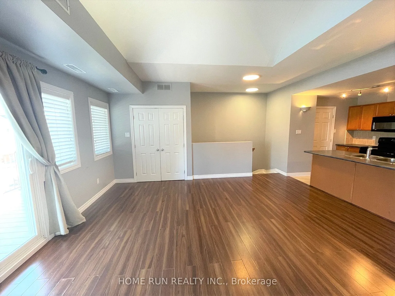 2 bed, $2,050 — Photo 3