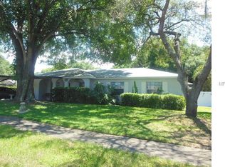 1001 Greenbriar Dr, Brandon, FL 33511