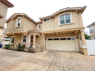 2026 E 19th St, Signal Hill, CA, 90755