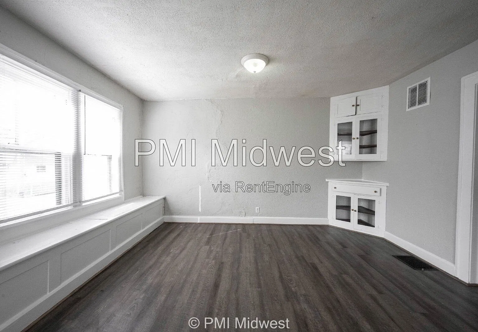 1 bed, 1.0 bath, 810 sqft, $950 — Photo 4