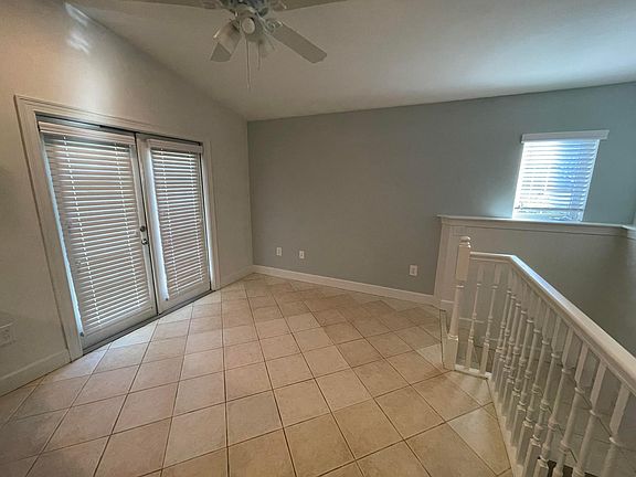 3rd image of 770 Maryland Ave #770