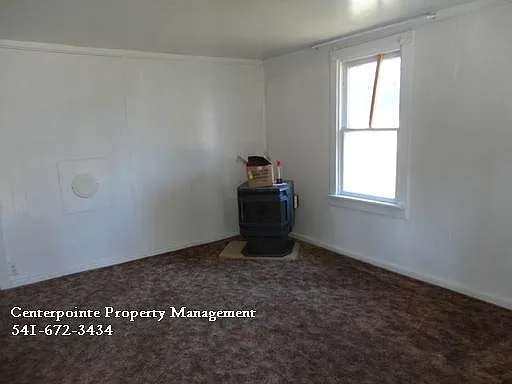 785 Park Hill Ln — Photo 6