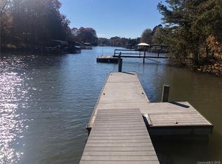 613 Kemp Rd, Mooresville, NC 28117