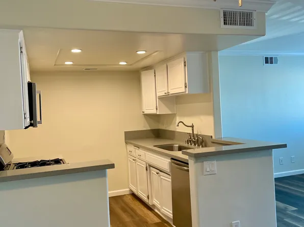 14521 Dickens St APT 7, Sherman Oaks, CA 91403
