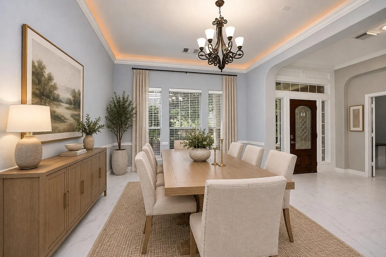 4 bed, 3.5 bath, 4220 sqft, $3,900 — Photo 2