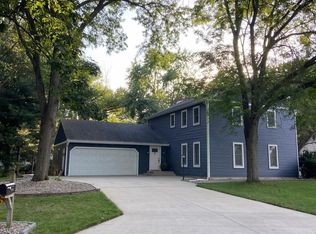 50801 Heather Hill Ln, Granger, IN