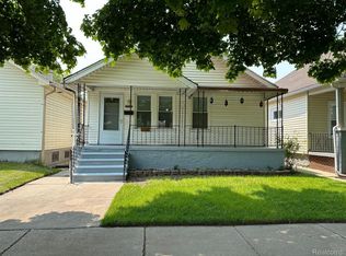 2837 Roulo St, Dearborn, MI 48120