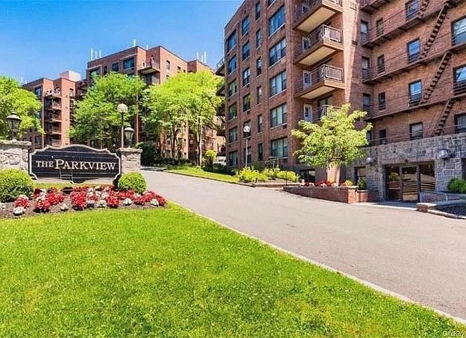 1st image of 121 S Highland Ave APT 6E