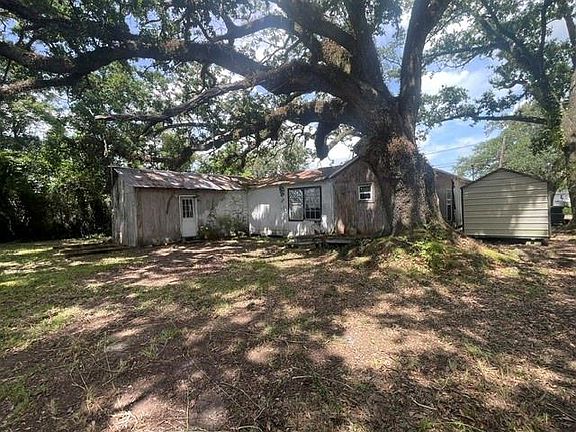 2nd image of 177 Velie St